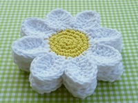 ravelry Doni Speigle Crocheted Daisy Coasters